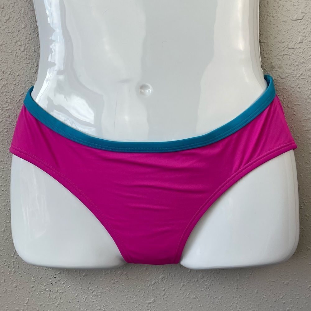 NWOT Nike Swim Bottoms Size YL